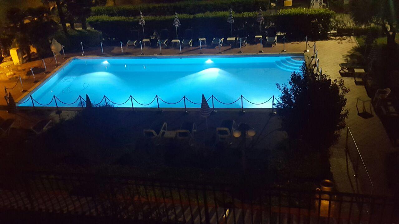 Hotel Oceano Peschiera del Garda Exterior foto